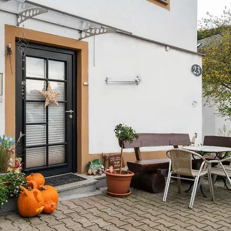 Apartment In Merschbach With Garden דירה *
